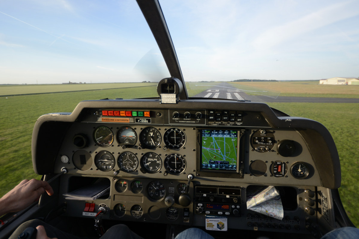 Glass cockpit du DR400 F-GSBQ