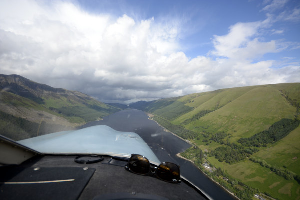 Au dessus du Loch Lochy, au loin devant, le Loch Ness